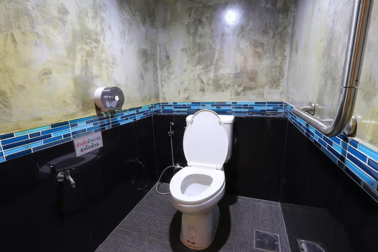 Baankhon Private Room In Thai House Check In By Yourself Code Inbox Adult Only 曼谷 外观 照片