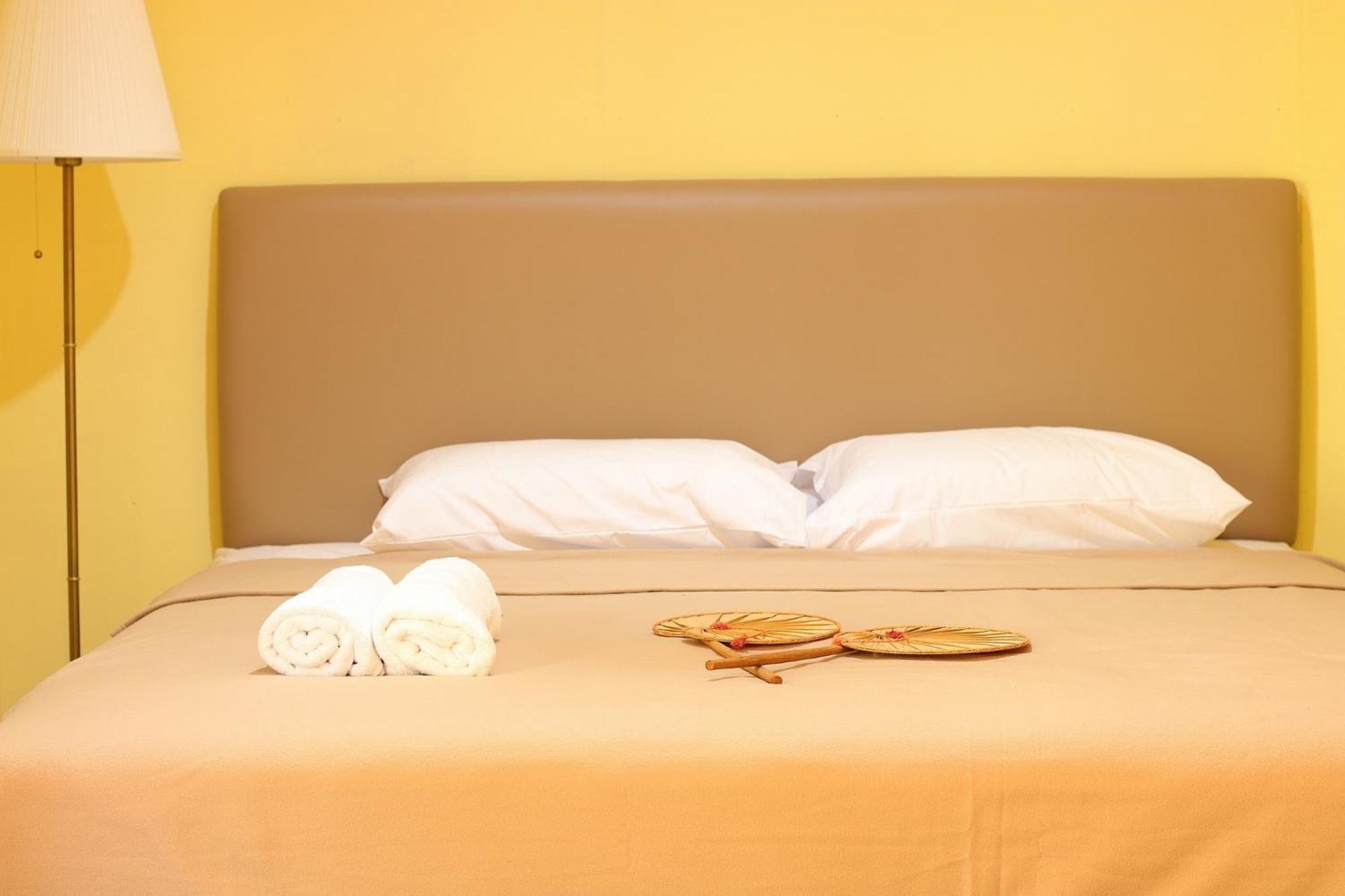Baankhon Private Room In Thai House Check In By Yourself Code Inbox Adult Only 曼谷 外观 照片